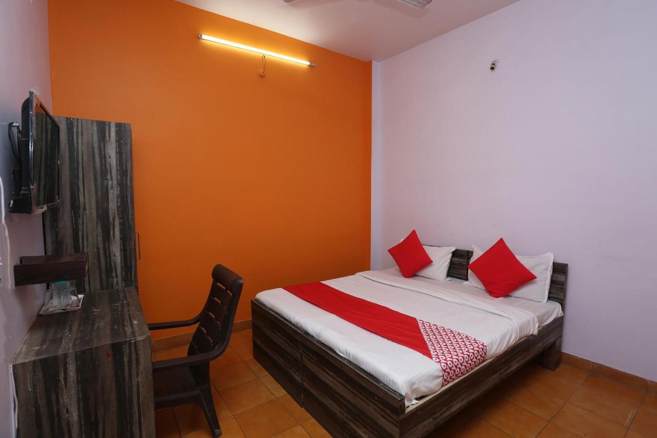 Oyo 37533 Hotel Ashirwad Jabalpur Exterior foto