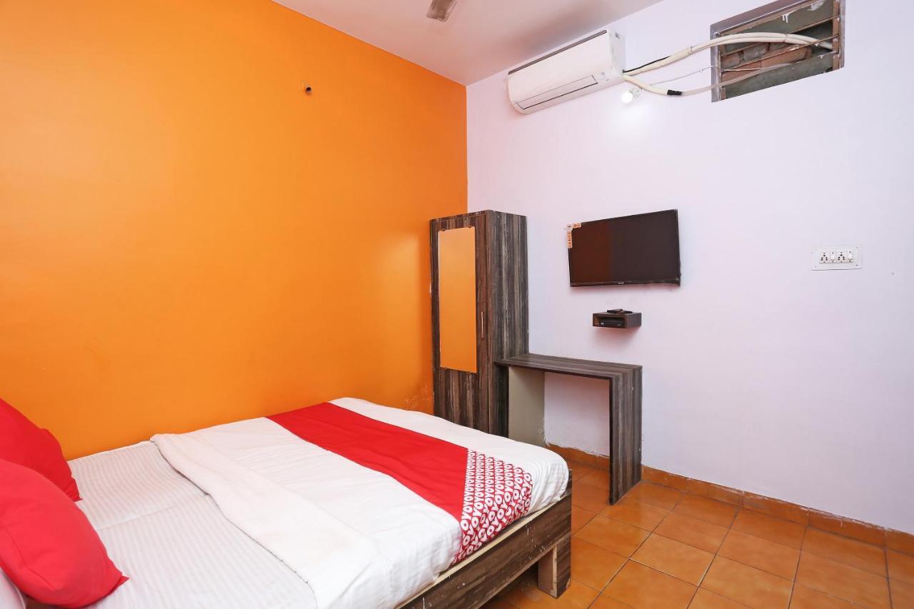 Oyo 37533 Hotel Ashirwad Jabalpur Exterior foto